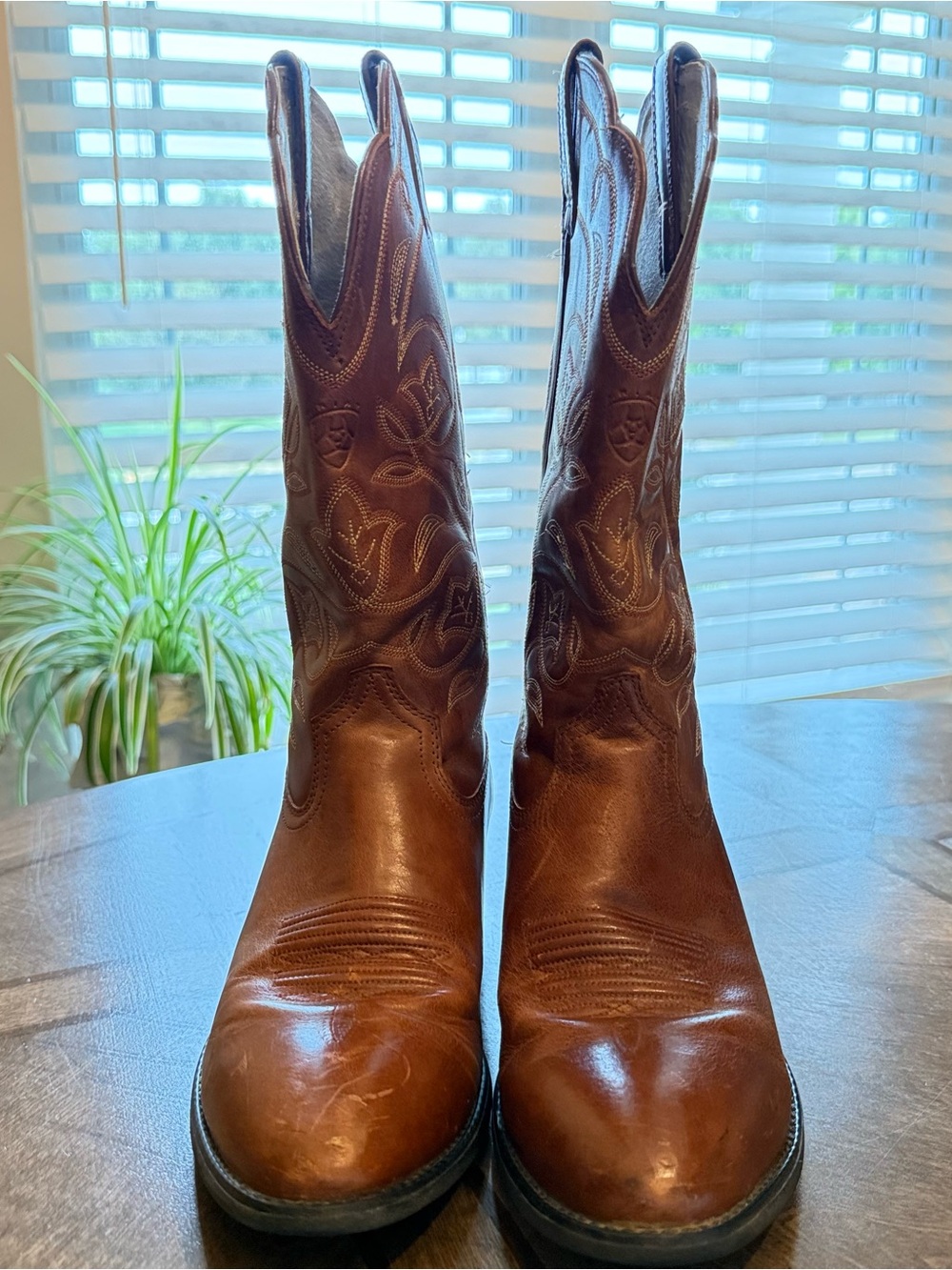 Ariat Women's Heritage Western Almond Toe Brown Leather Boots Size 10B